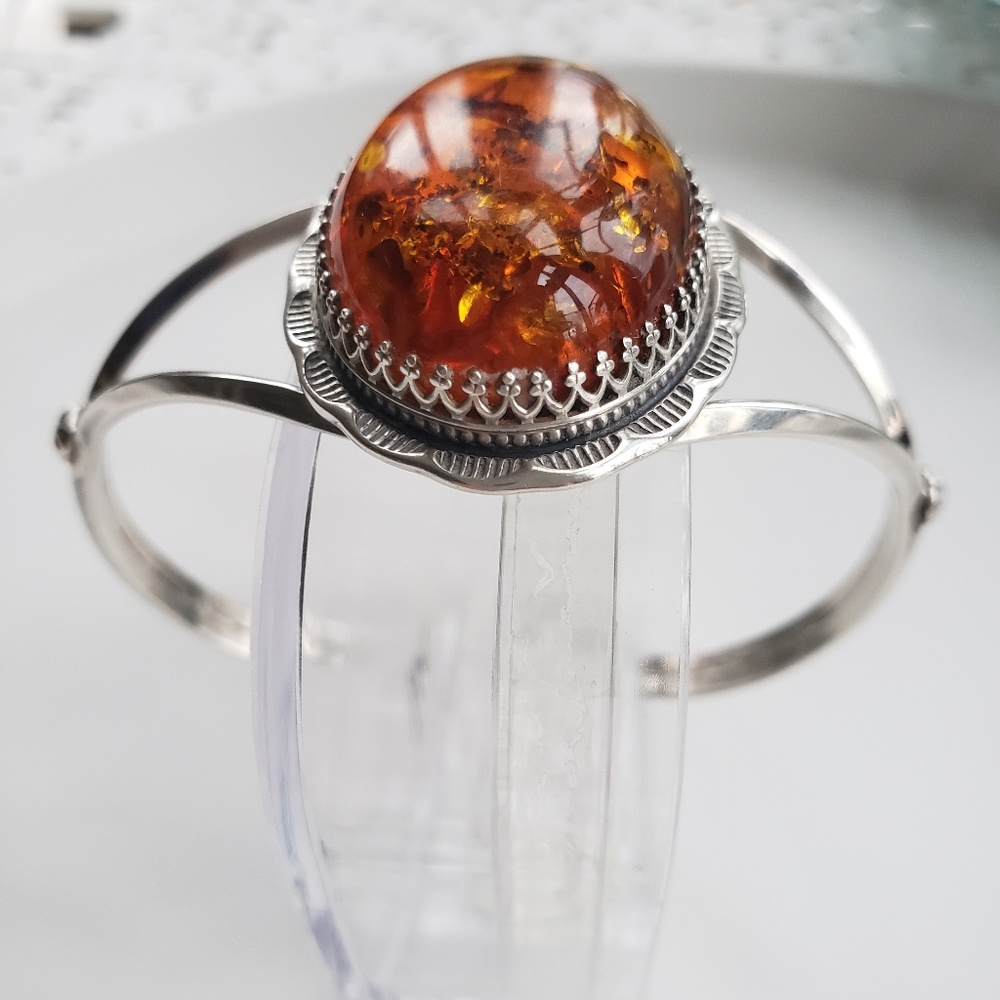 Vintage Sterling Silver/Amber Bracelet.
